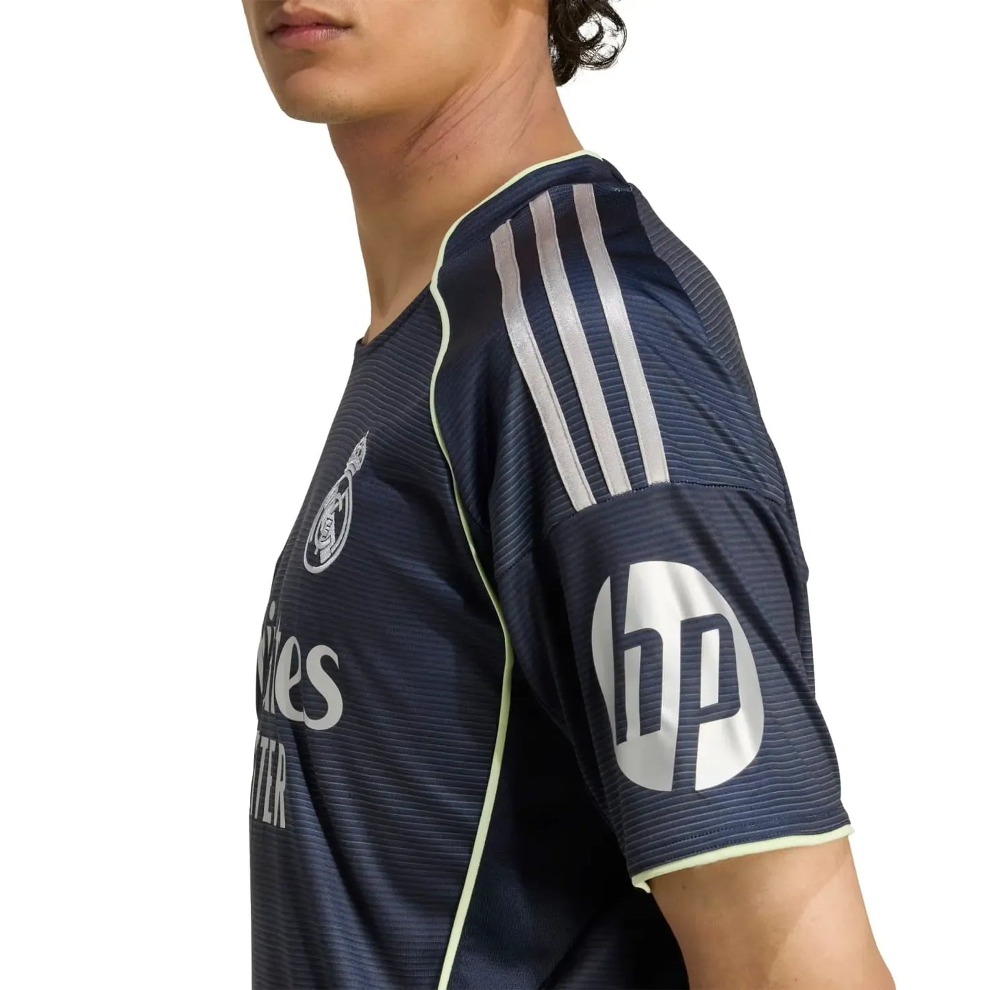 Camiseta visitante Real Madrid, temporada 2025/2026